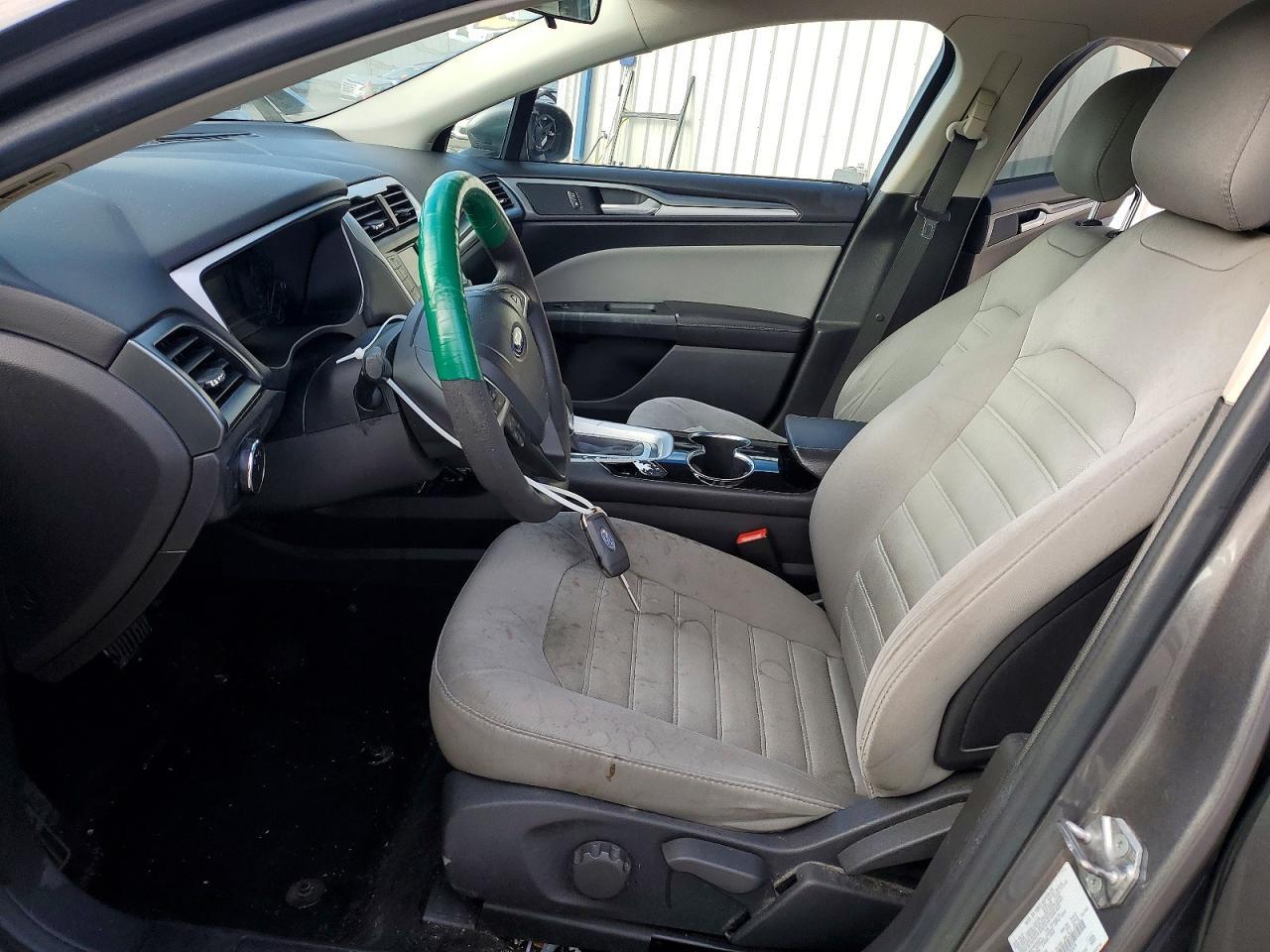 2014 Ford Fusion s