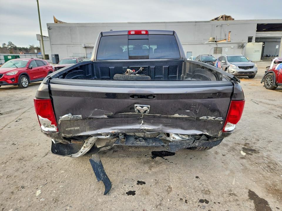 2016 Dodge RAM 1500 SLT