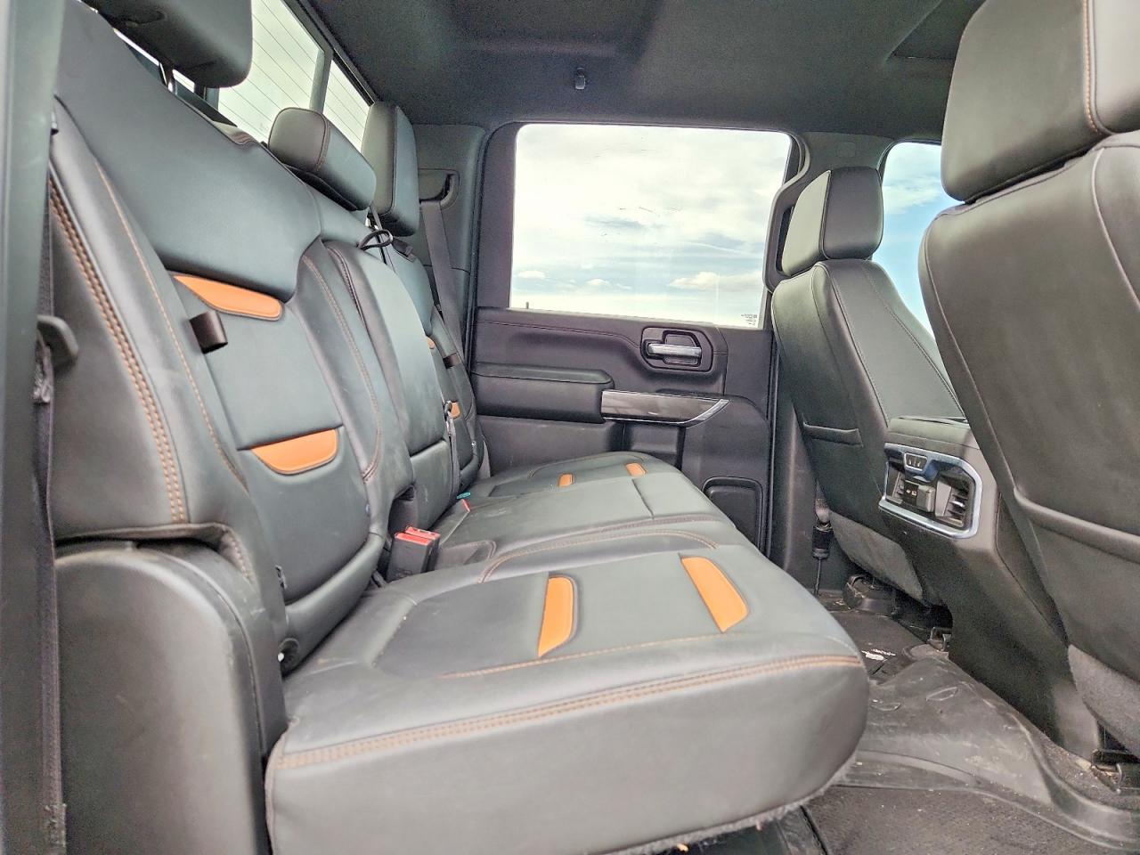 2022 GMC Sierra K2500 AT4