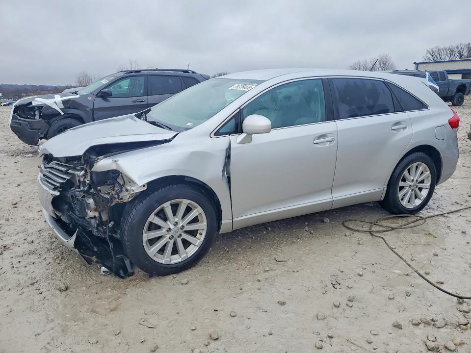 2012 Toyota Venza le
