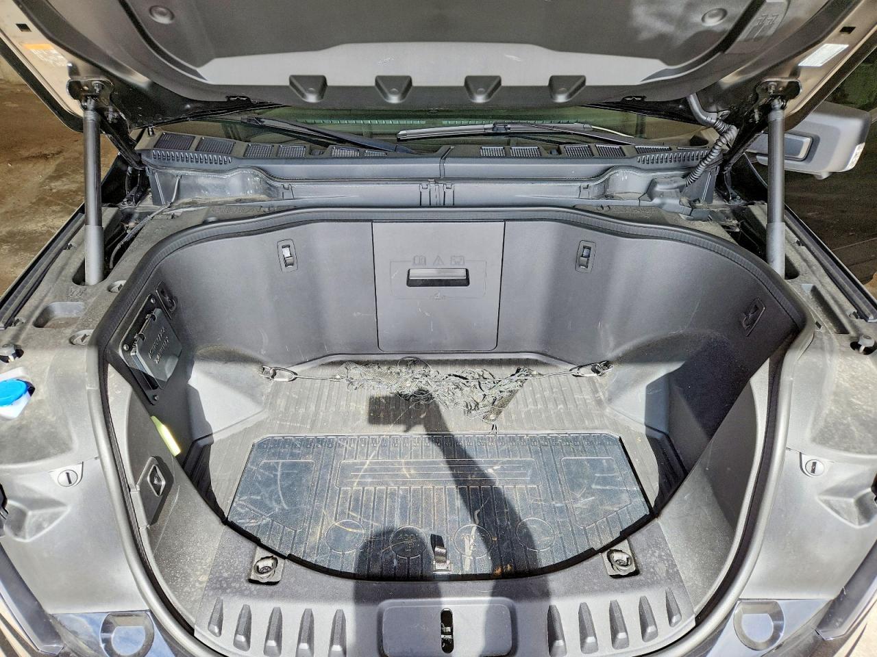 2025 Ford F150 Lightning XLT