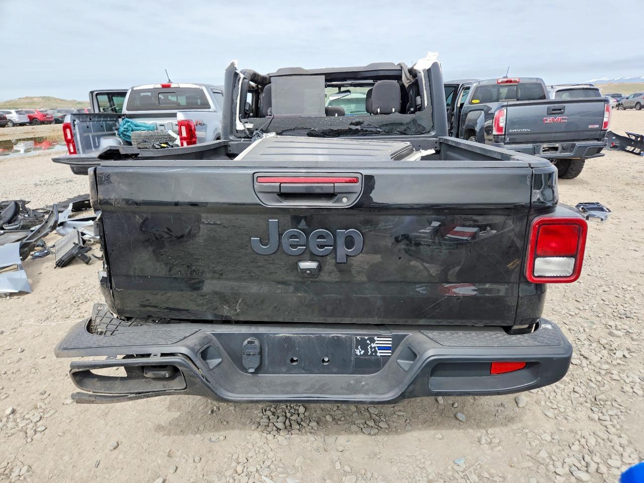 2023 Jeep Gladiator Sport