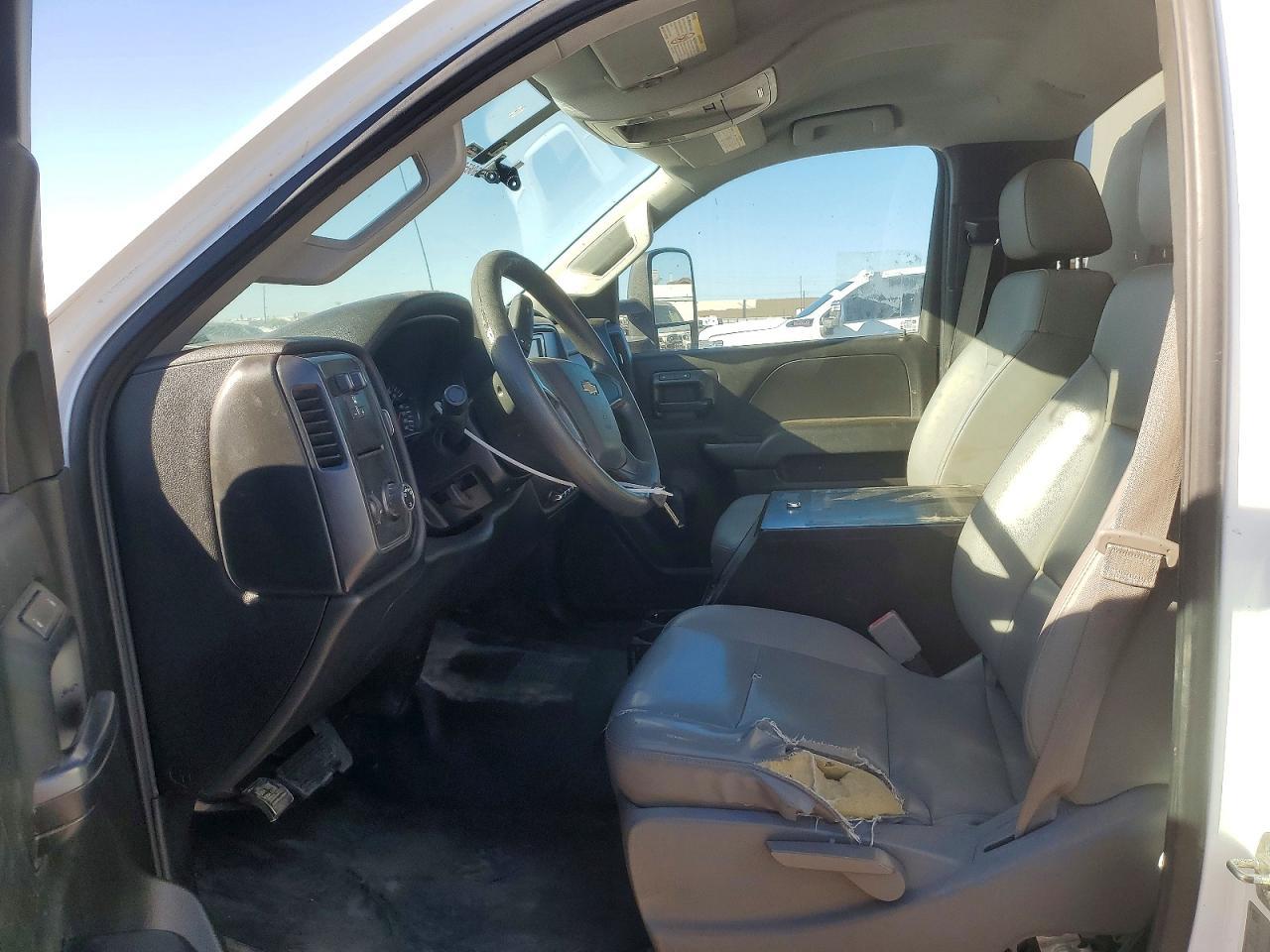 2015 Chevrolet Silverado C2500 Utility / Service Truck