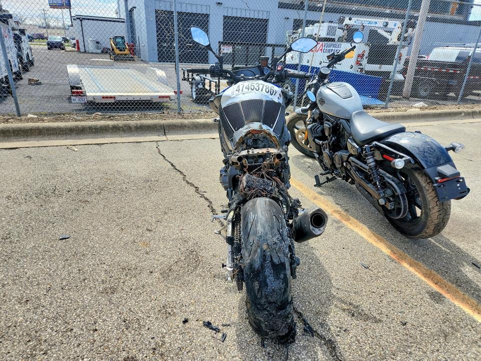 2024 Yamaha MTN1000 D