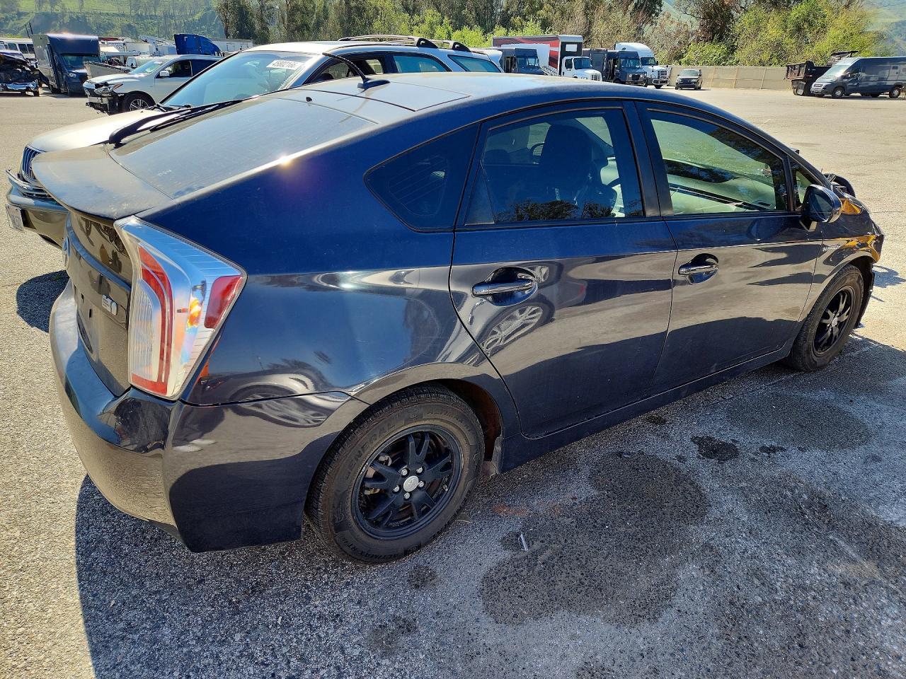 2015 Toyota Prius Three