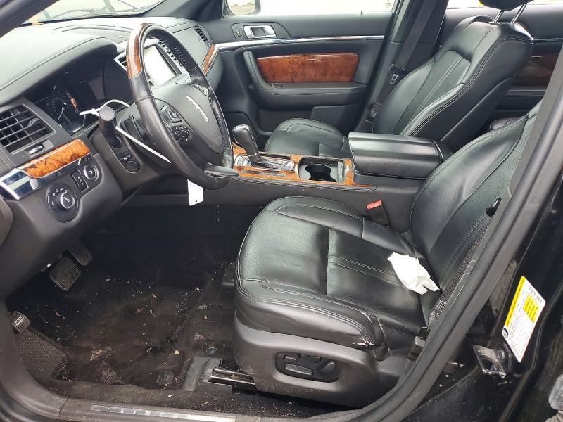 2013 Lincoln Townhouse MKS