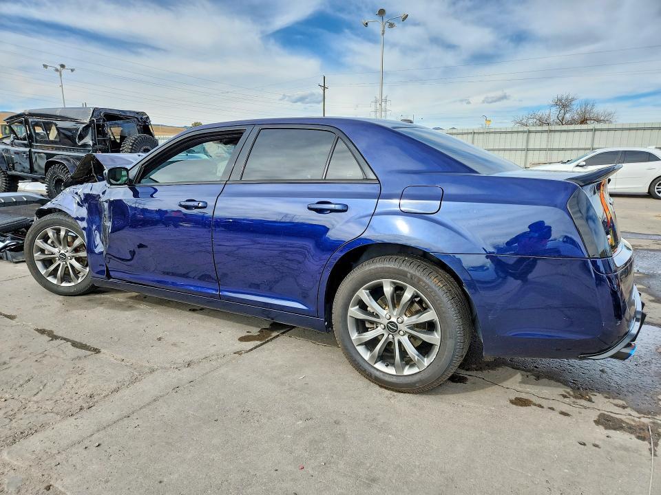 2014 Chrysler 300 s