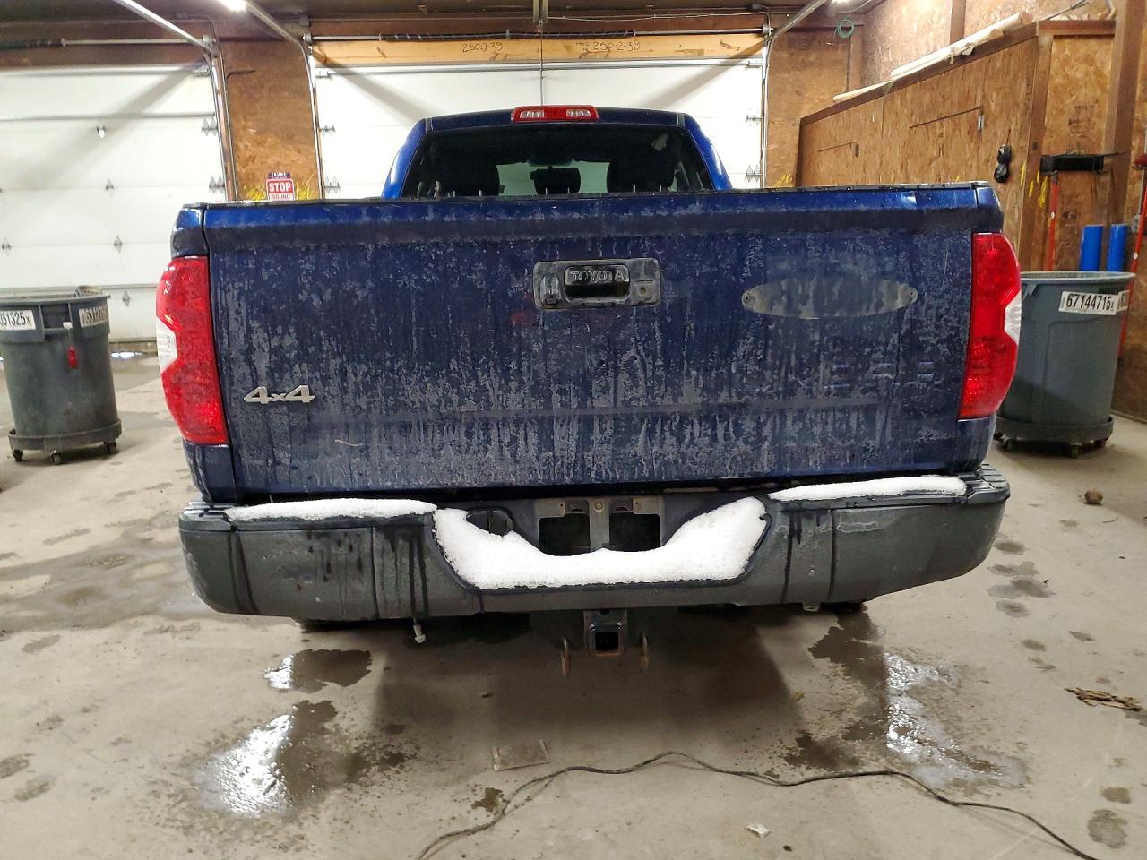 2015 Toyota Tundra SR