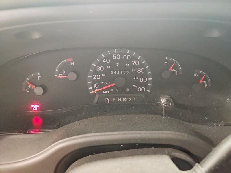 2003 Ford Econoline E350 Super Duty Wagon