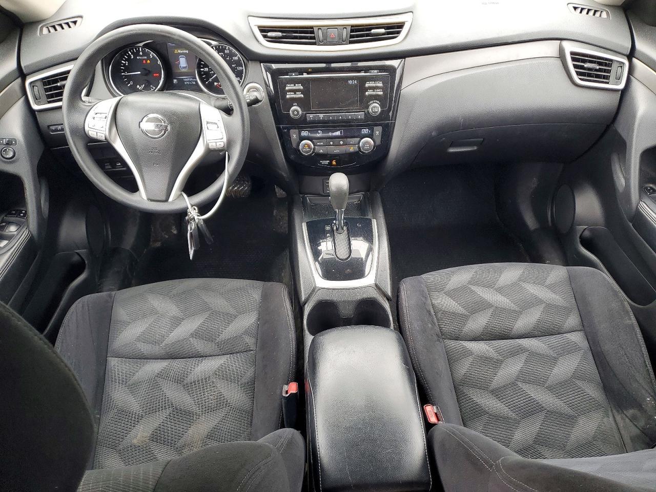 2015 Nissan Rogue sv