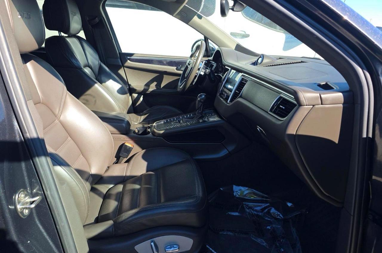 2017 Porsche Macan gts