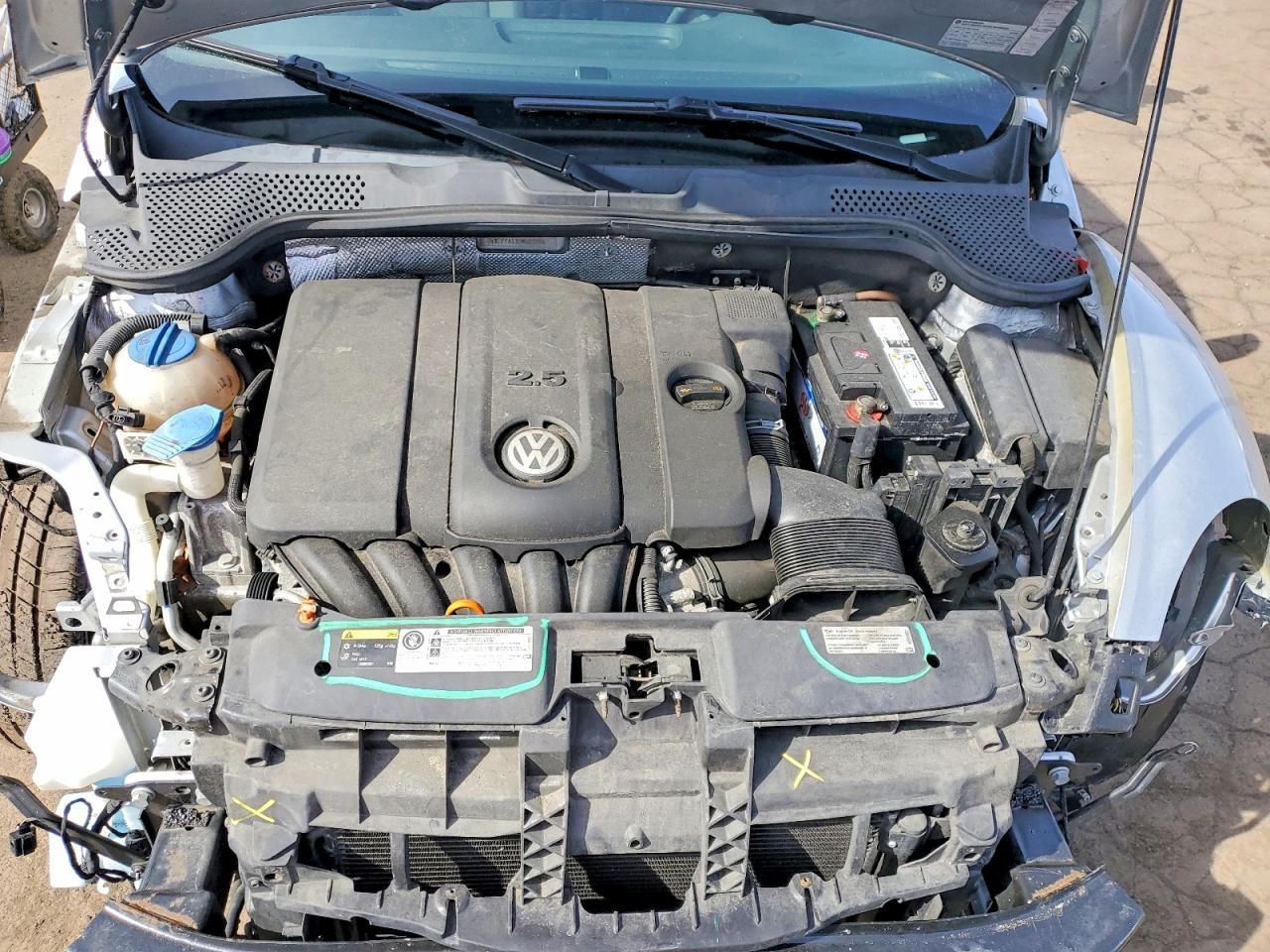 2013 Volkswagen Beetle