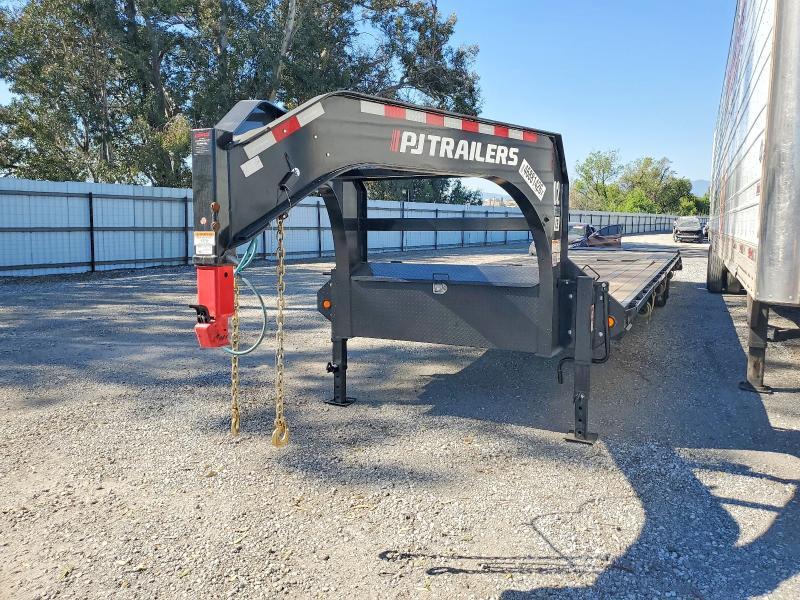 2026 PJ Ls402 Equipment Trailer