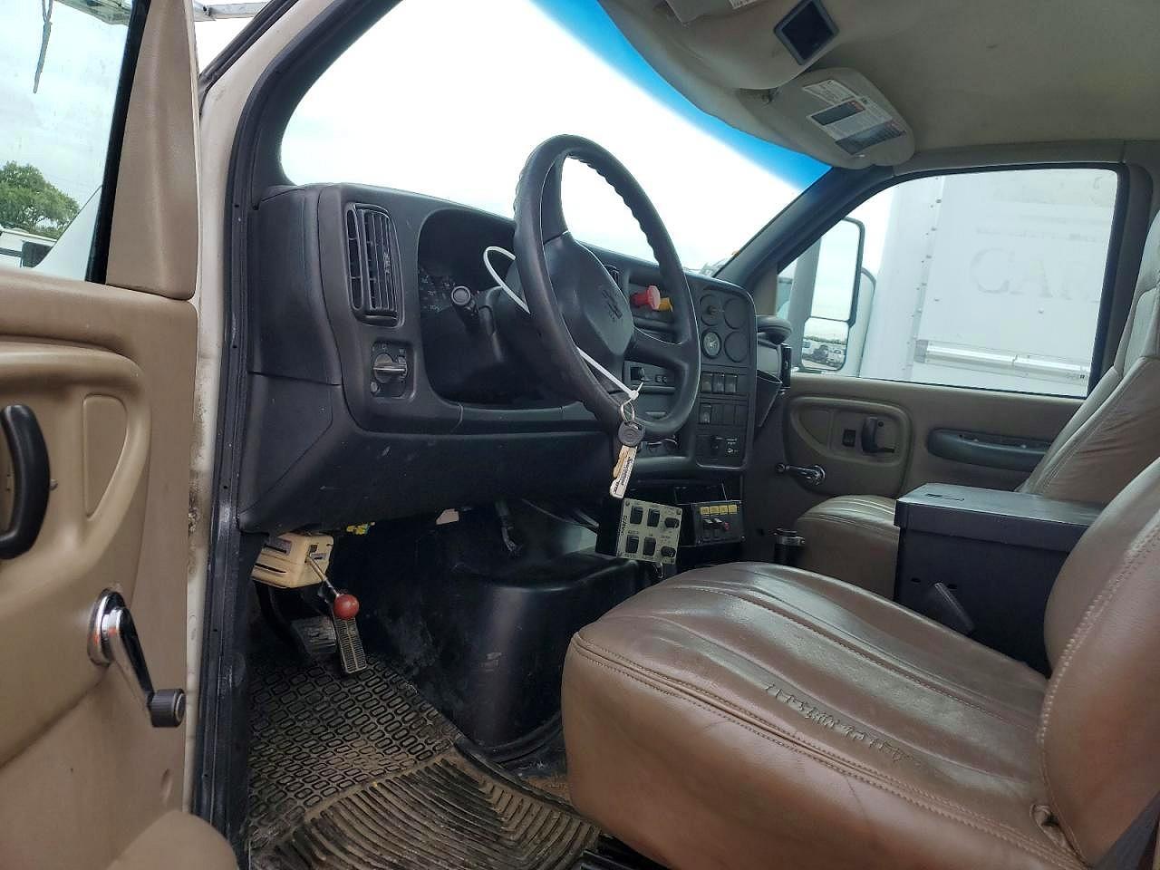 2007 Chevrolet C7500 C7C042