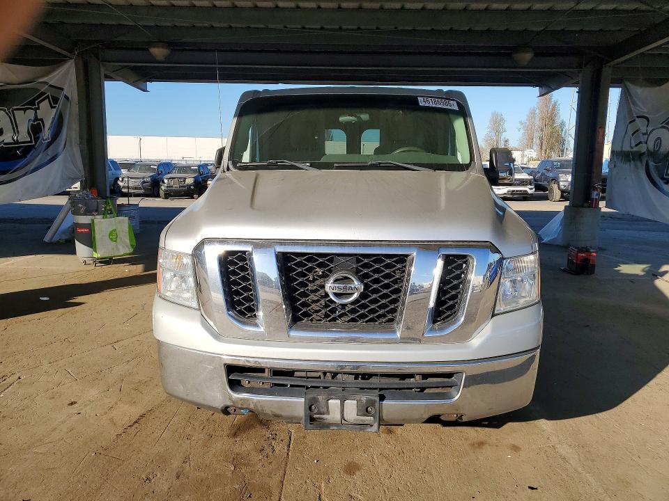 2011 Niss NV 1500 S
