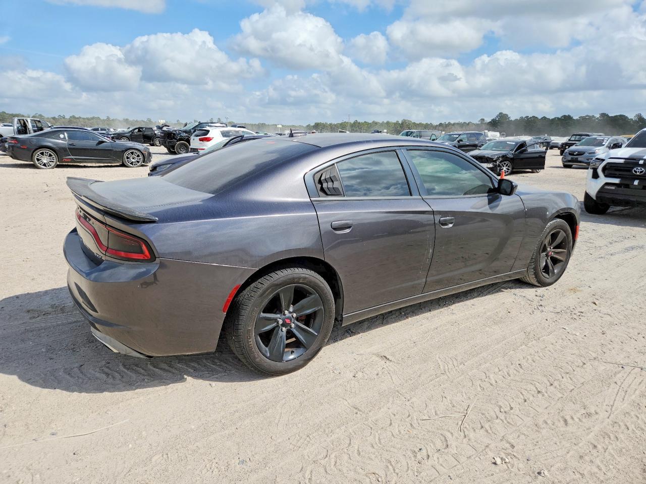 2017 Dodge Charger sxt
