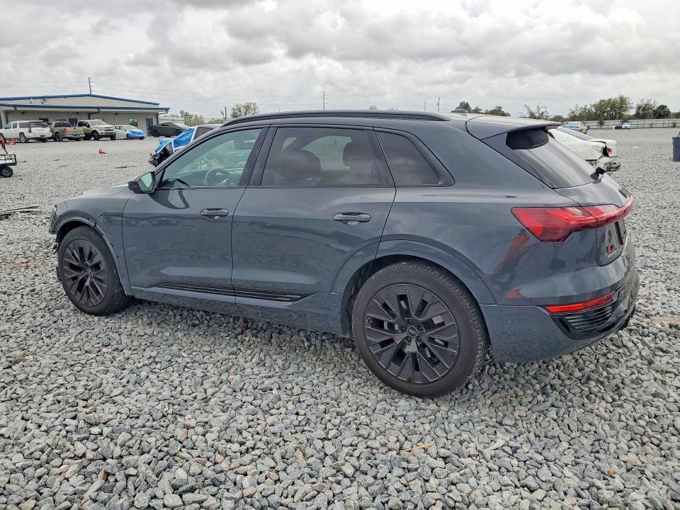 2024 Audi Q8 E-tron Prestige