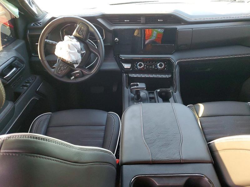 2025 GMC Sierra K1500 AT4X
