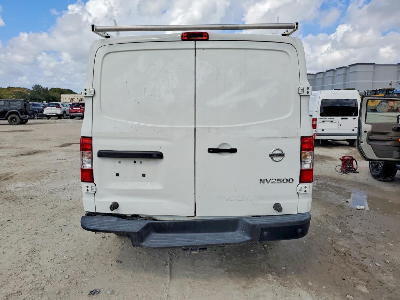 2017 Nissan NV 1500 S