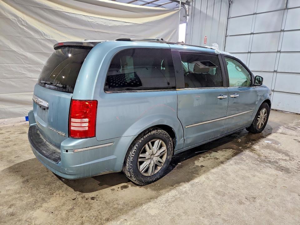 2010 Chrysler Town & Country Limited