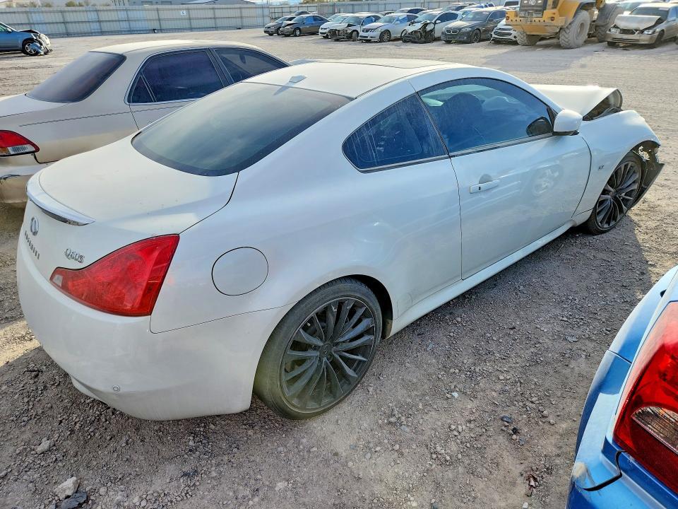 2015 Infiniti Q60 Journey