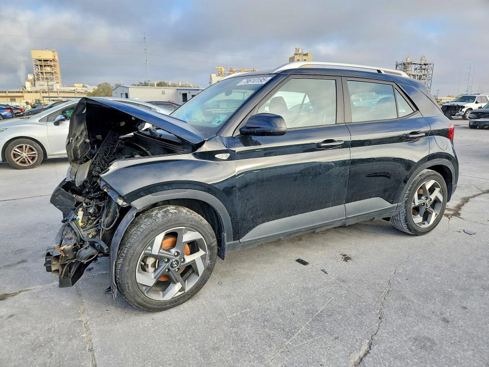 2022 Hyundai Venue sel