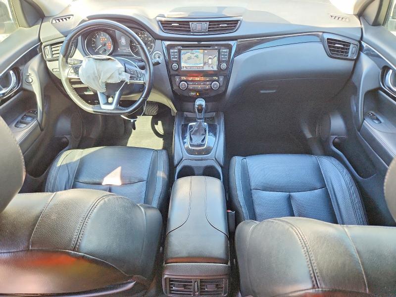 2017 Nissan Rogue Sport sl