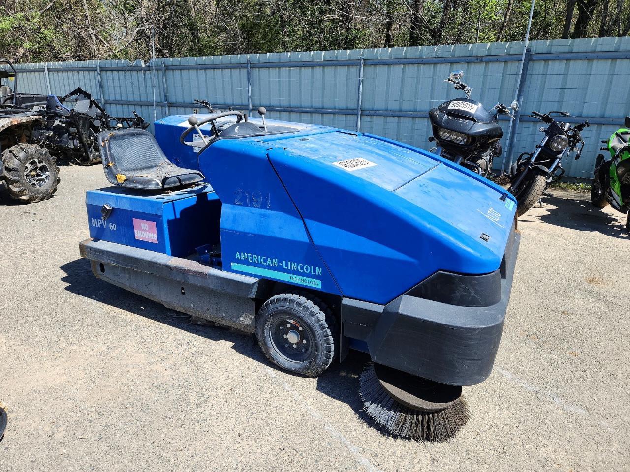 2001 Amerincoln 2001 AMERICAN-LINCOLN 578-610 Sweeper