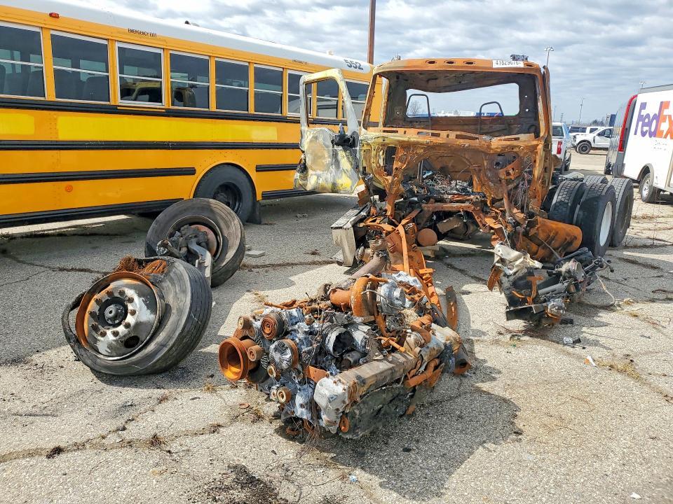 2025 International LT62F Semi Truck
