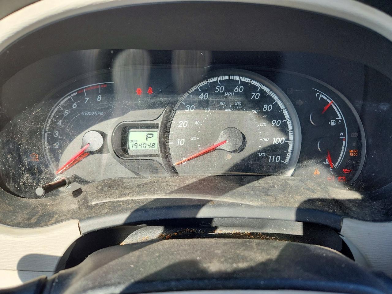 2013 Toyota Sienna le 8-passenger