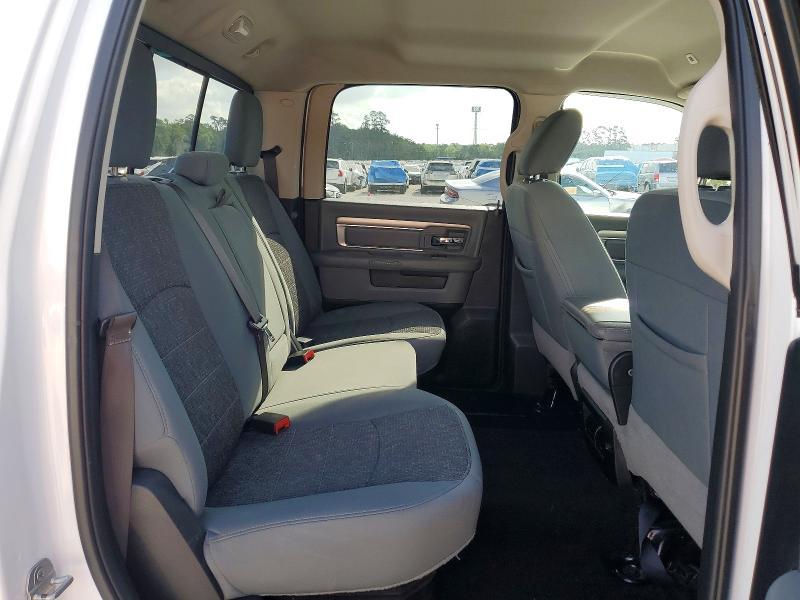 2018 Dodge Ram 1500 slt