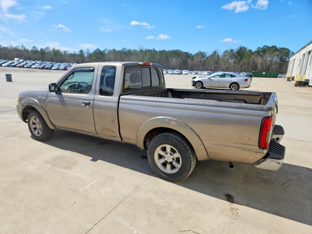 2003 Nissan Frontier Standard