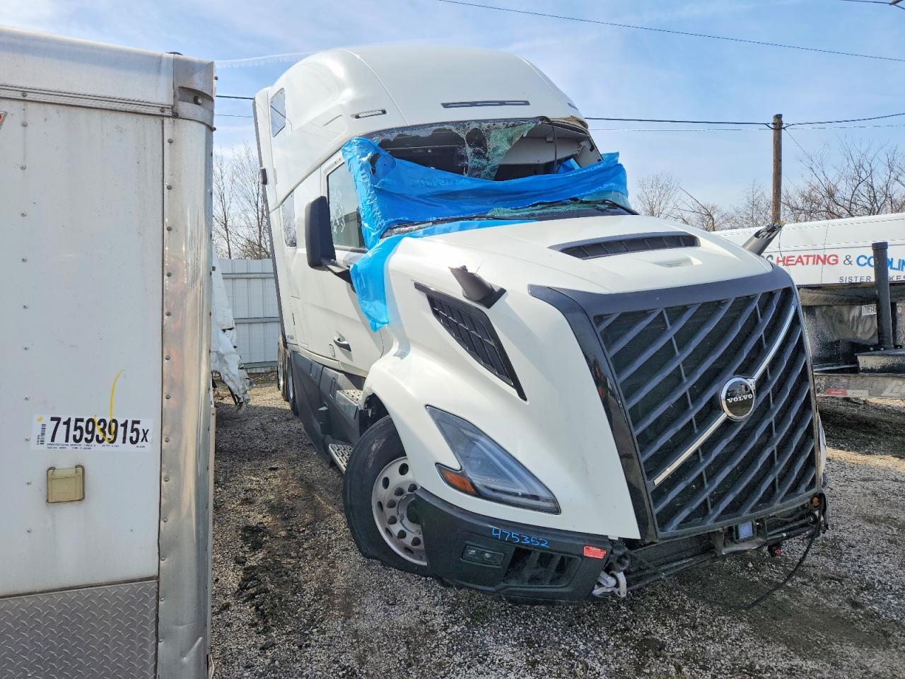 2025 Volv O VNL Semi Truck