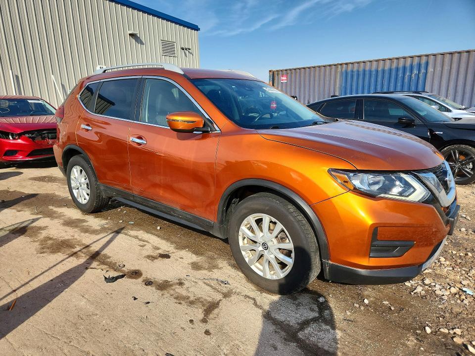2019 Nissan Rogue sv