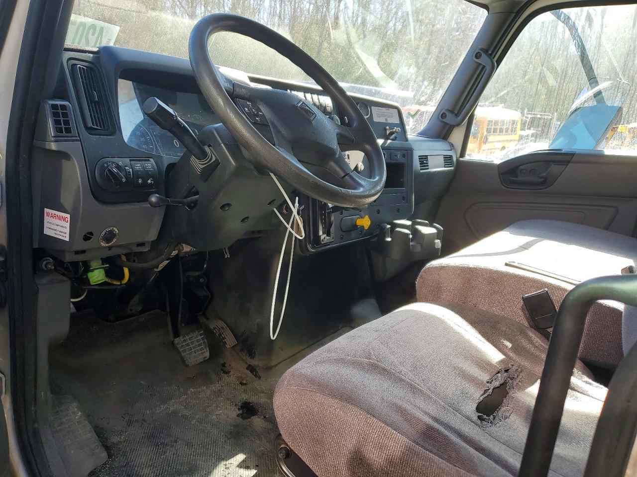 2020 International MV607 BOX Truck