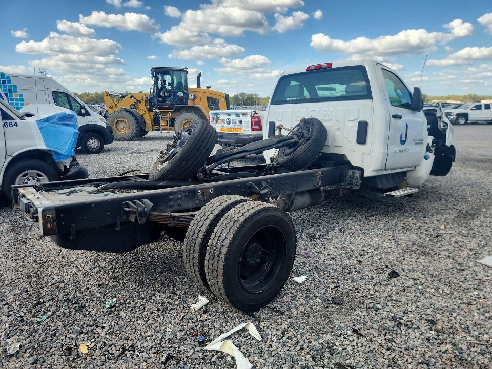 2019 GM GM515 Truck Cab AND Chassis