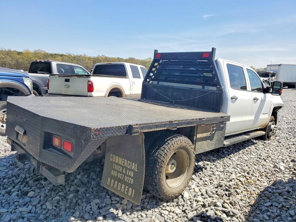 2017 Chevrolet Silverado Flatbed Truck