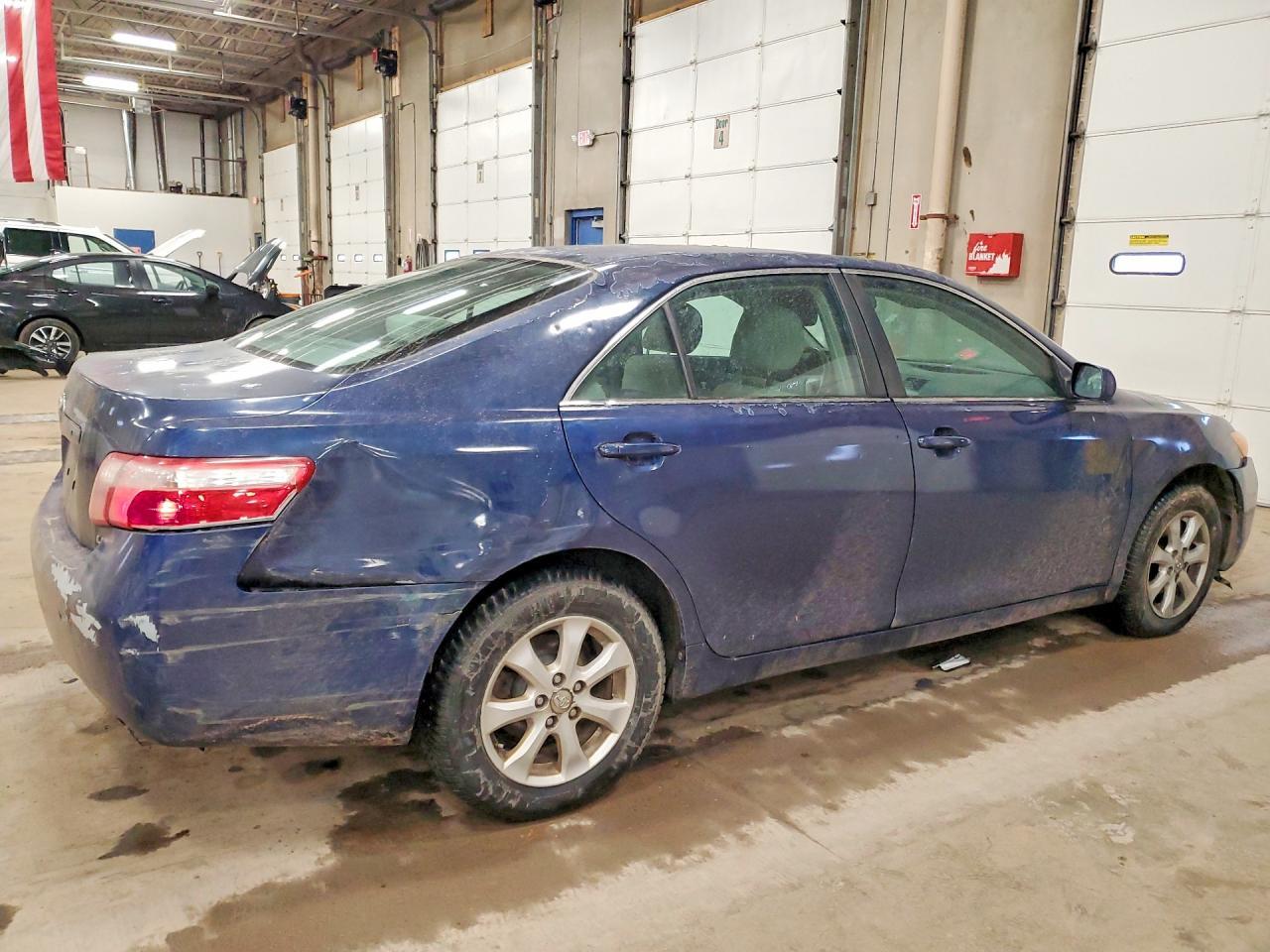 2009 Toyota Camry le