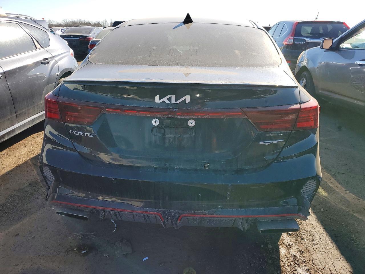 2024 KIA Forte gt