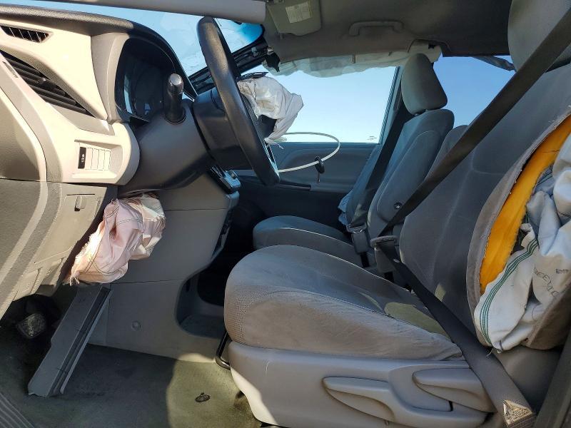 2016 Toyota Sienna l 7-passenger