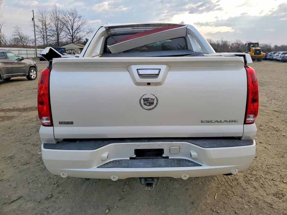 2011 Cadillac Escalade EXT Premium