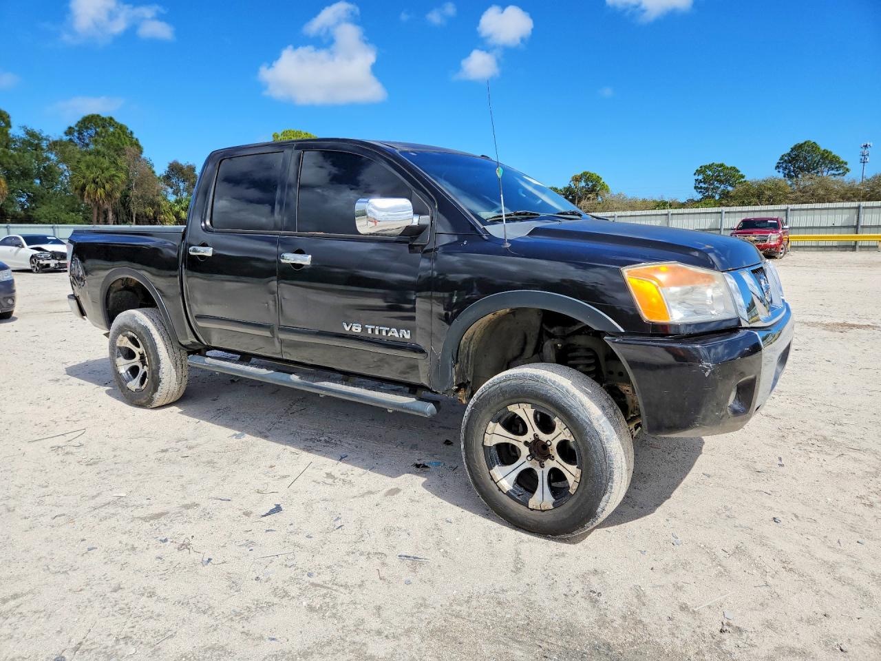 2015 Nissan Titan SV