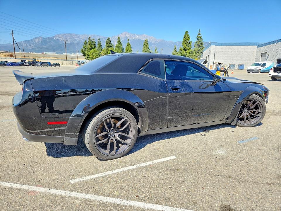 2019 Dodge Challenger r