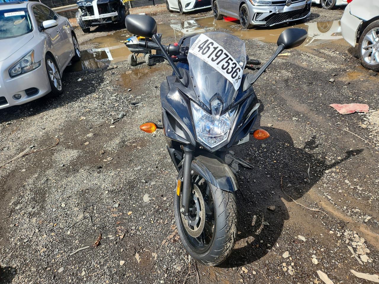 2009 Yamaha FZ6 R