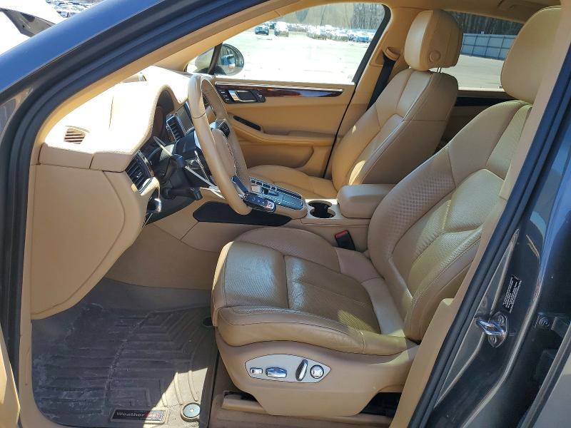 2015 Porsche Macan s
