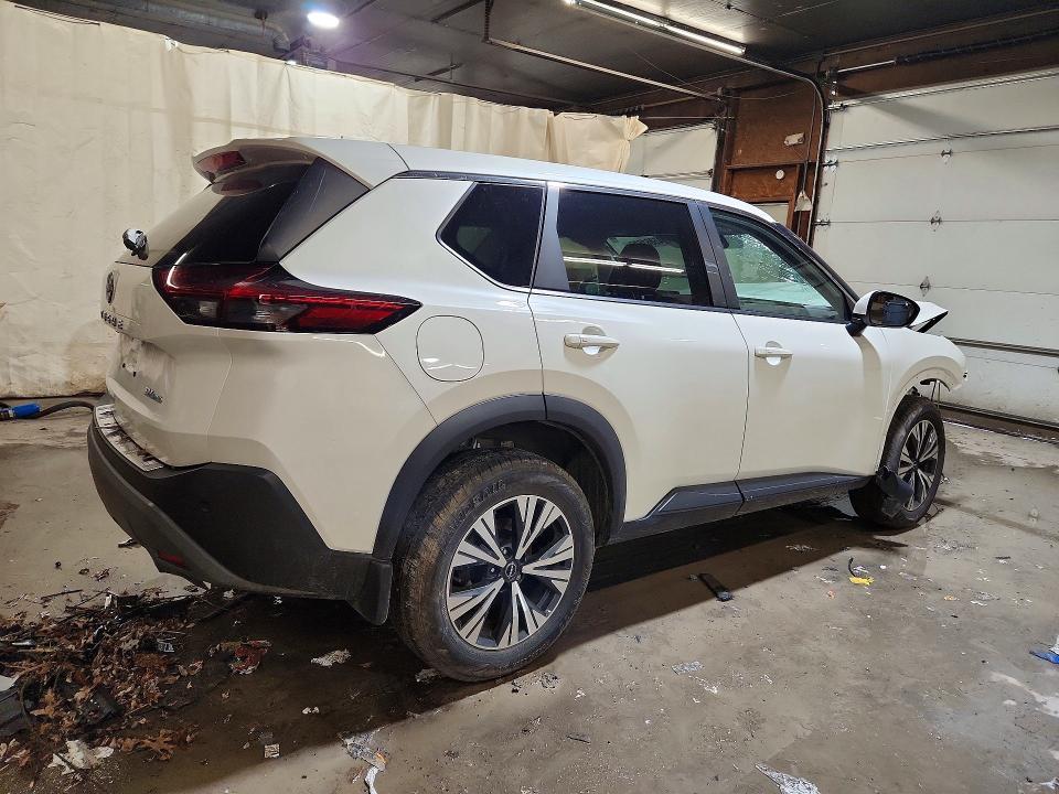 2022 Nissan Rogue sv