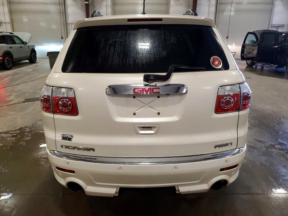 2012 GMC Acadia Denali