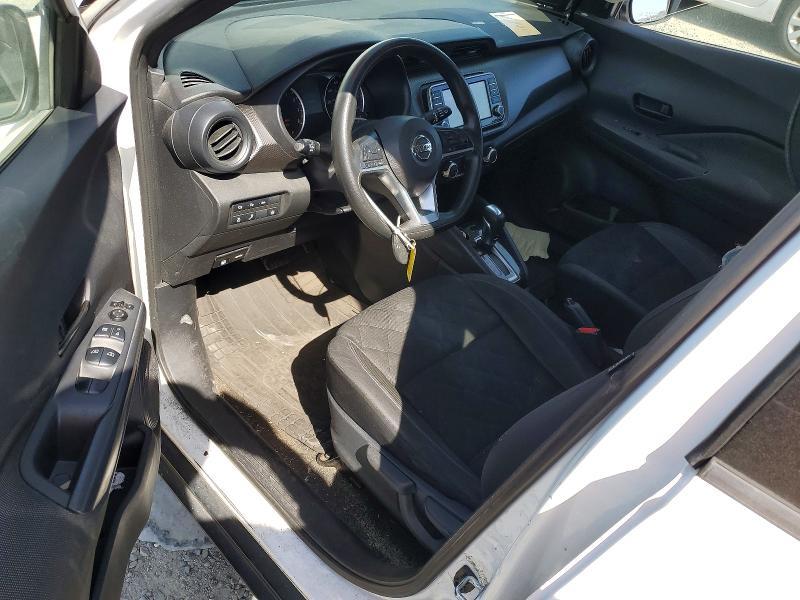 2020 Nissan Kicks s