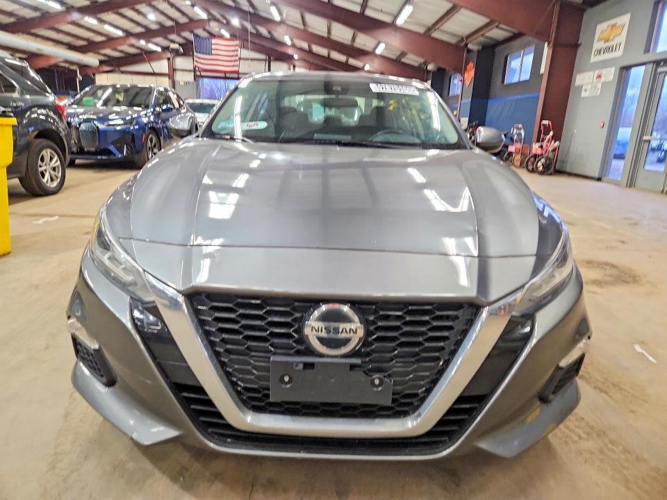 2021 Nissan Altima 2.5 sv