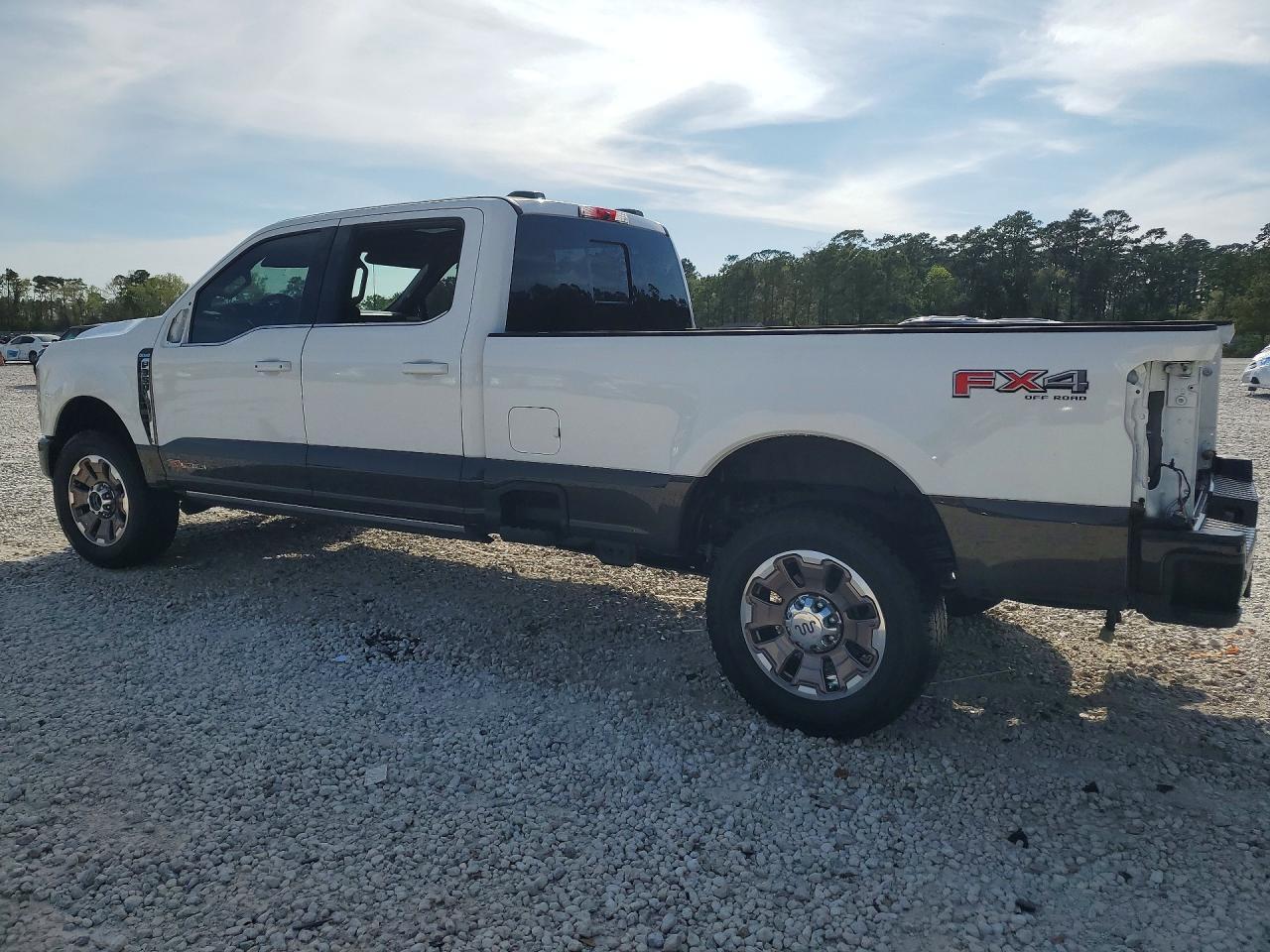 2025 Ford F350 Super Duty